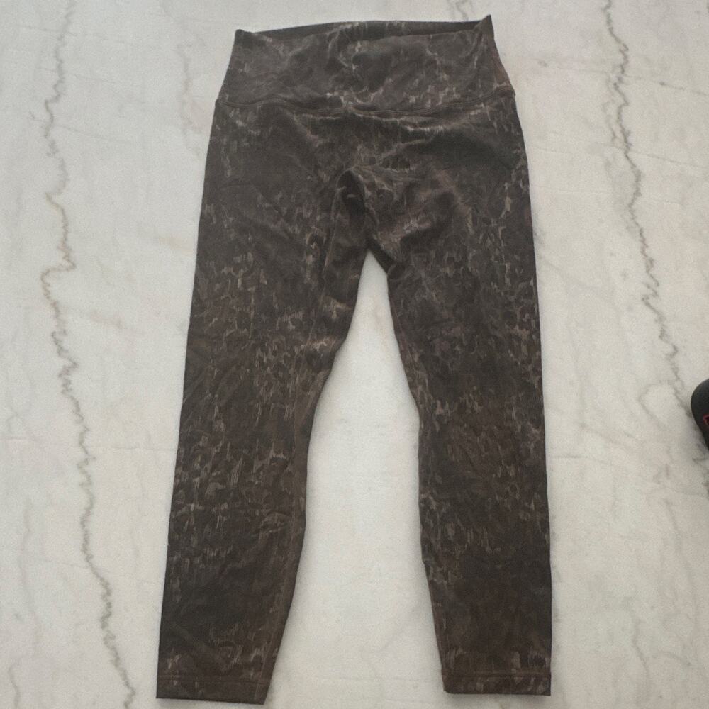 lululemon athletica Wunder Under High Rise Leopard Ankle Leggings 0024